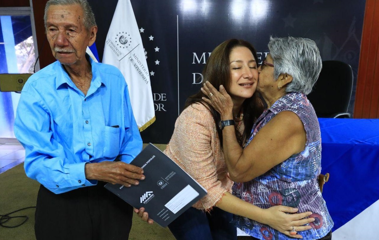Gobierno ha otorgado 2,223 contribuciones para que salvadoreños tengan viviendas dignas gobierno-ha-otorgado-2223-contribuciones-para-que-salvadorenos-tengan-viviendas-dignas
